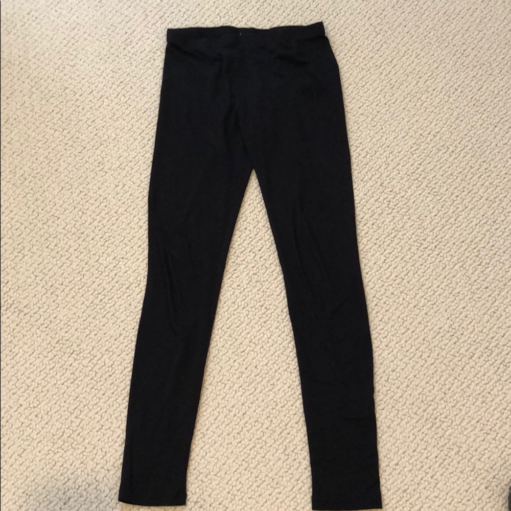 Black leggings